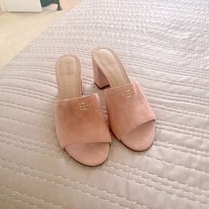 Coach Brand new dusty pink heeled slides size 6